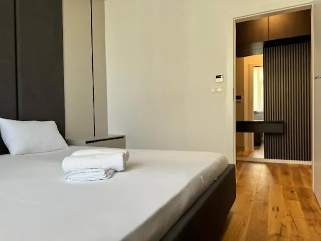 Apartamento Joy Nord One N2-52 *